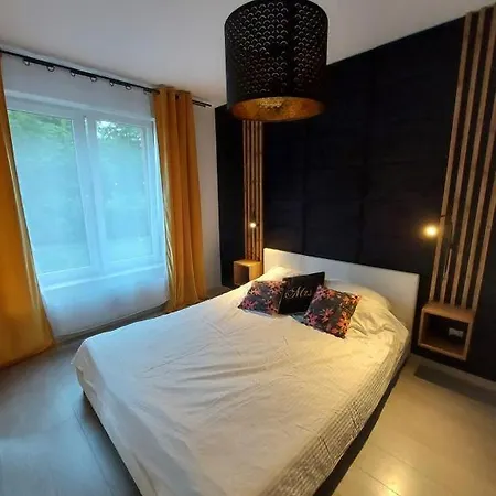Seaside Bond 007 Apartman