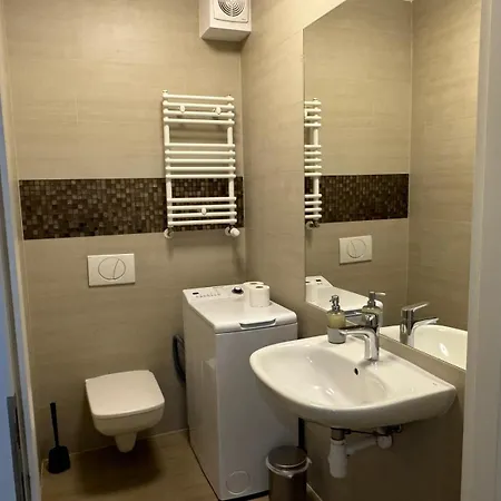 Seaside Bond 007 Apartman
