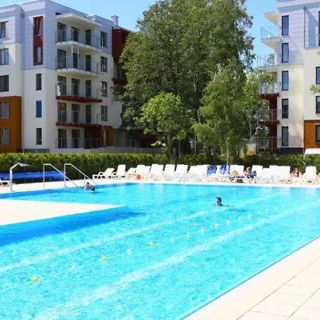 Seaside Bond 007 Apartment