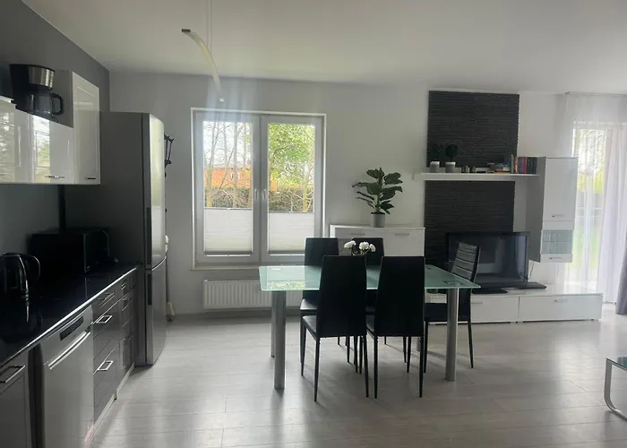 アパート Seaside Bond 007 コウォブジェク